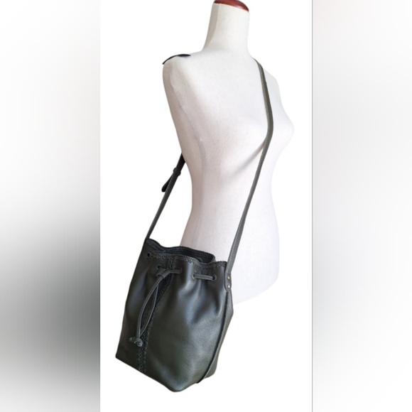 NWOT the sak Ivy Drawstring Bucket olive green crossbody - Picture 4 of 12